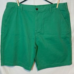 Men's Casual Shorts Size 42 New without tags